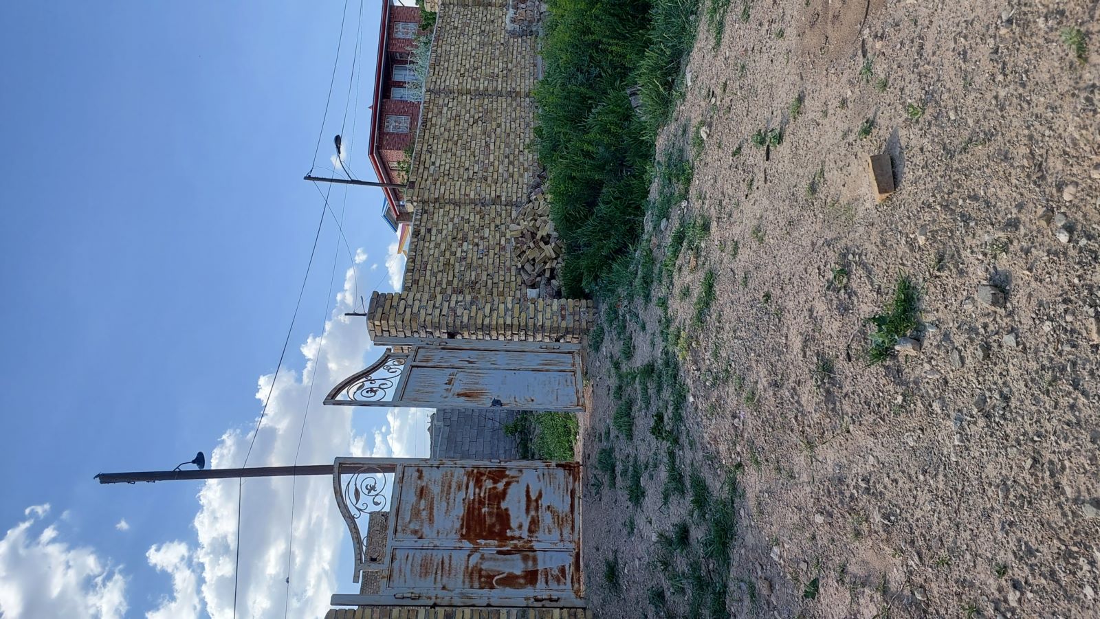 زمین مسکونی